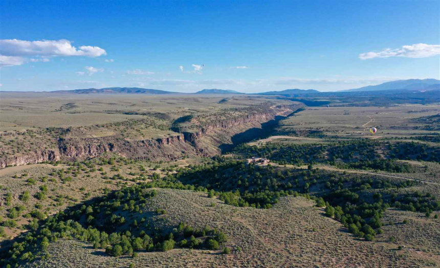 3 B Calle Feliberto, Taos, New Mexico 87529, ,Lots/land,For Sale,Calle Feliberto,108630 3 B Calle Feliberto, Taos, New Mexico 87529, ,Lots/land,For Sale,Calle Feliberto,108630