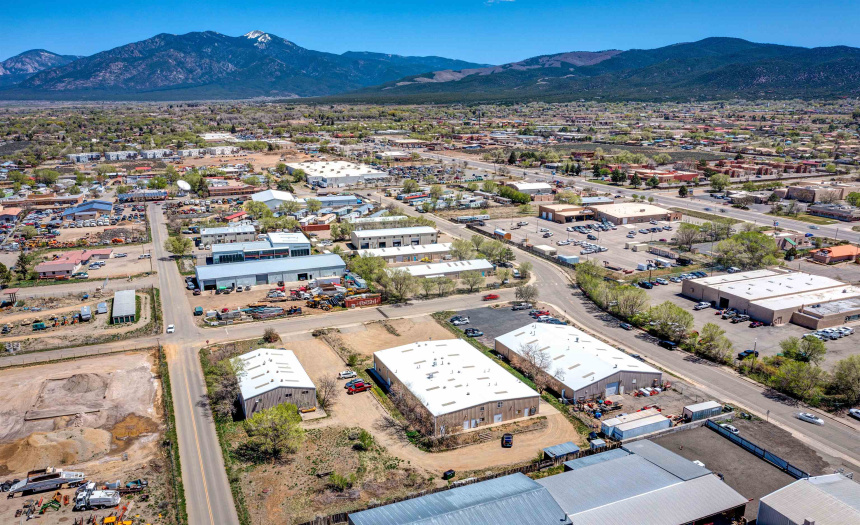 114 Alexander Street, Taos, New Mexico 87571, ,For Sale,Alexander Street,110312