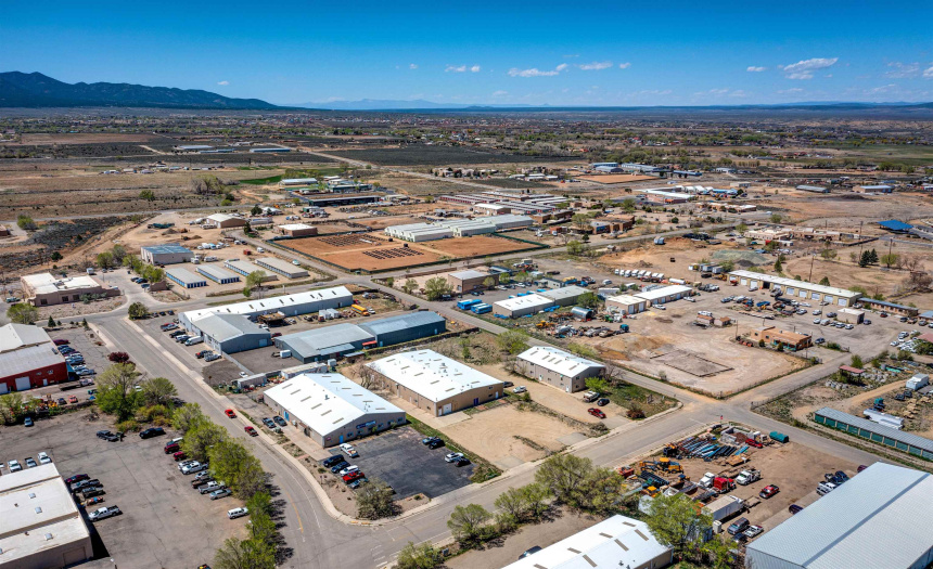 114 Alexander Street, Taos, New Mexico 87571, ,For Sale,Alexander Street,110312