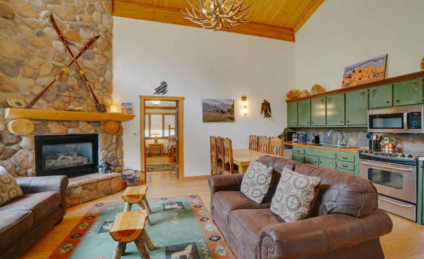 22 Firehouse Road, Taos Ski Valley, New Mexico 87525, 2 Bedrooms Bedrooms, ,2 BathroomsBathrooms,Residential,For Sale,Firehouse Road,110786 22 Firehouse Road, Taos Ski Valley, New Mexico 87525, 2 Bedrooms Bedrooms, ,2 BathroomsBathrooms,Residential,For Sale,Firehouse Road,110786